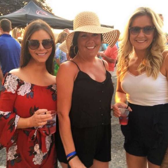 Meet your Posher, Jessie - Picture 1 of 1